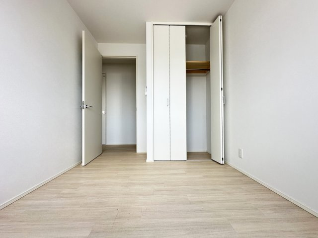 リーヴァかもべⅡの洋室