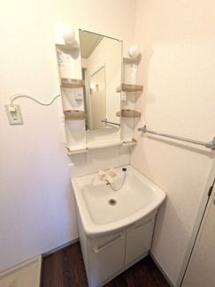 洗面台が独立してます♪