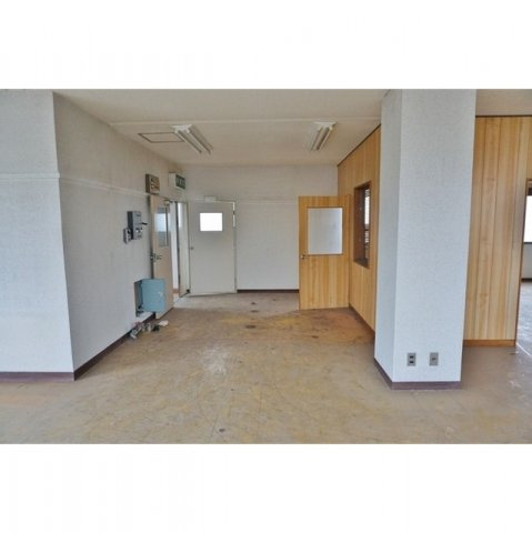 岐阜市六条北２丁目の店舗事務所の内装