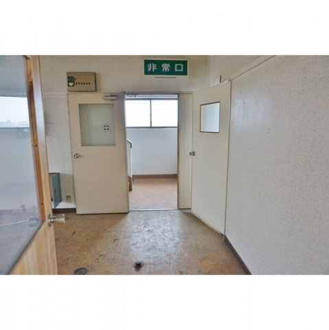 岐阜市六条北２丁目の店舗事務所の内装