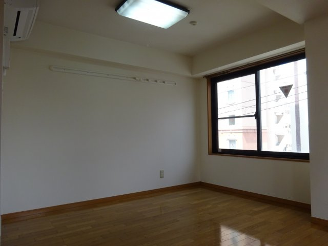 マンションシュエットⅠの居間・リビング