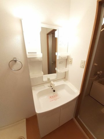 シティハイツ千田Ⅱの洗面所|脱衣スペースもあります