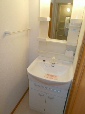 コート・サンモールの独立洗面台