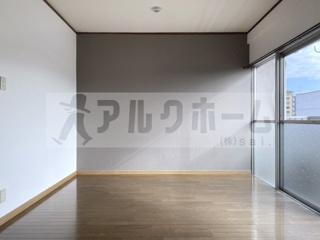 マンション完洋荘の洋室
