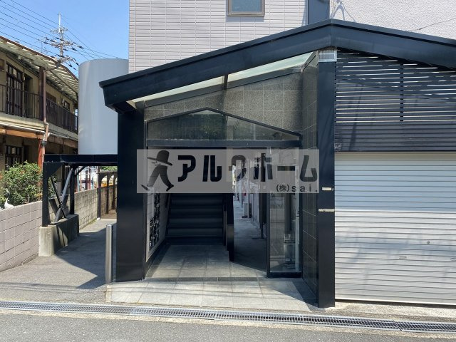 マンション完洋荘のエントランス|マンション完洋荘（柏原市国分西）　エントランス