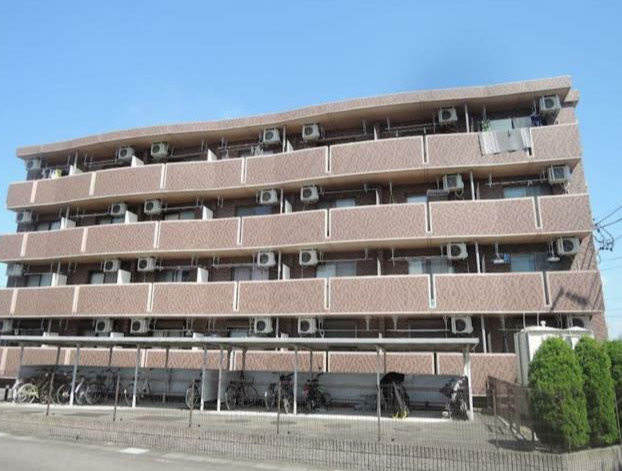 レジデンス林先の外観