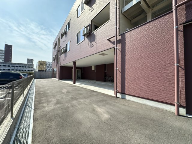 レジデンス東雲の駐車場