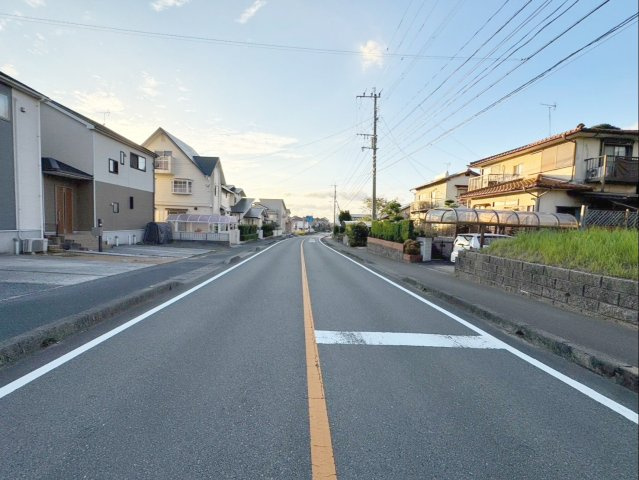 宗像市池田　土地の前面道路含む現地写真|前面道路含む現地写真です