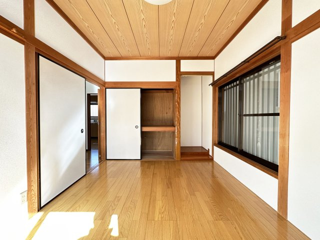 平和町貸家の内装