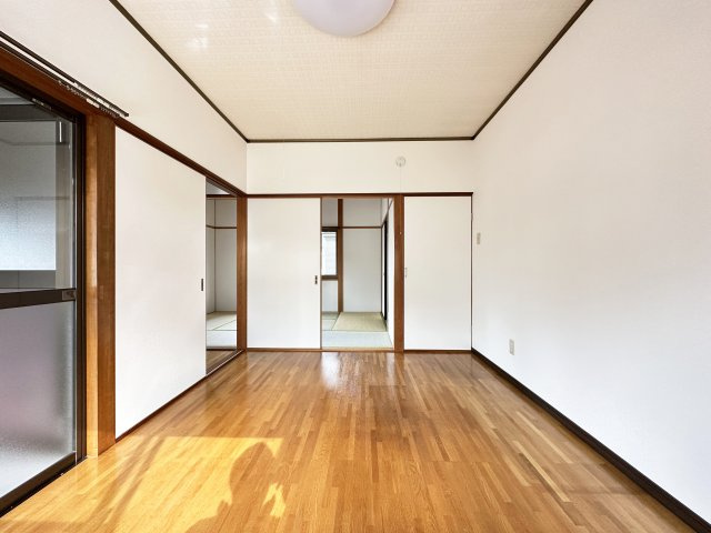 平和町貸家の内装
