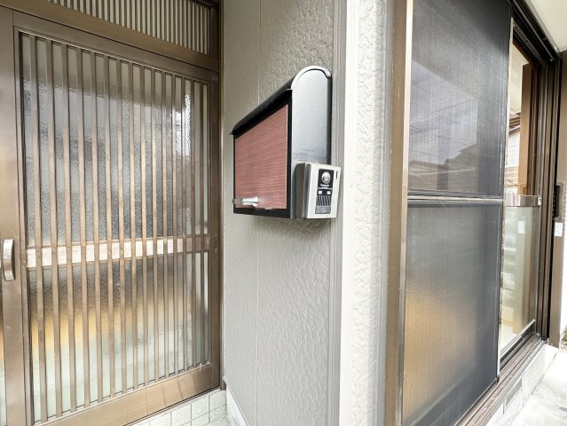 平和町貸家のエントランス