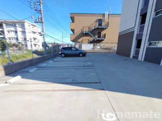 【駐車場】