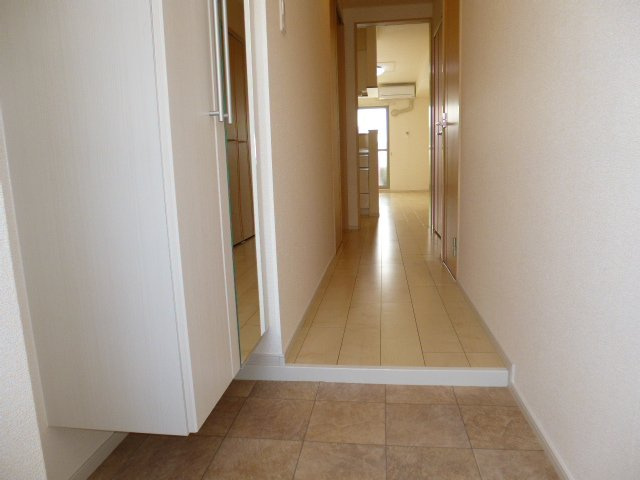 ケイマイティの玄関