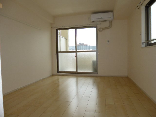 ケイマイティの居間・リビング