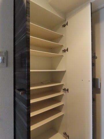 大阪ＷＥＳＴレジデンスの収納