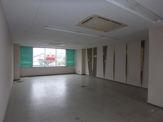 亀山ビル100の内装