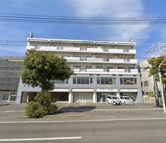 亀山ビル100の外観