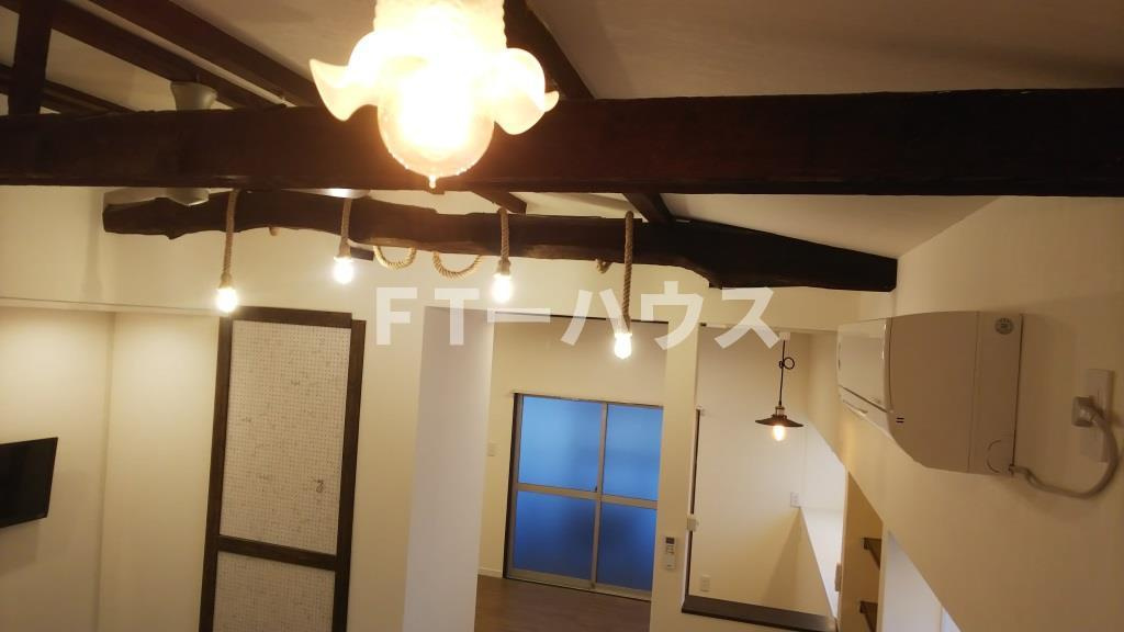 北欧風ヴィンテージリノベ戸建の内装
