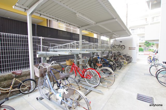 LaSante梅田北　仲介手数料無料の駐車場