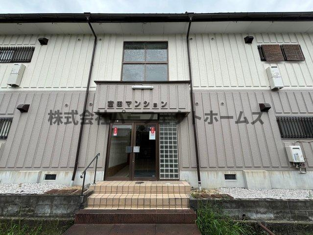 富田マンションのエントランス|ゆとりのあるエントランスです