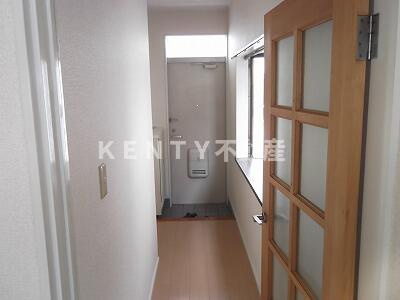 【内装】 | エルハイツ | 明るい室内です