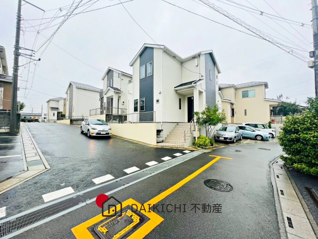 【前面道路含む現地写真】 | 桶川市坂田　中古戸建