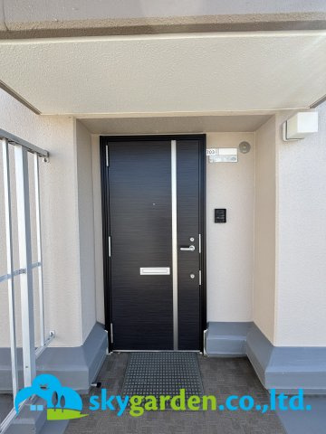 秦野ダイヤモンドマンションの玄関