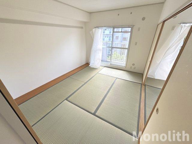 いぶき野３丁目8号棟の和室