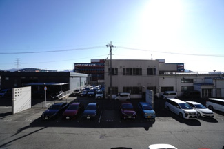 【展望】 | 【四季を感じる】
四季の移ろい・爽やかな青空や風を感じられ
自然を愉しめるパノラマビュー。
毎日の暮らしに余裕を感じさせてくれる、
遮る物の無い開放的な眺望を是非、ご堪能ください。