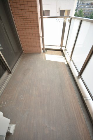 ラクラス江戸堀のバルコニー