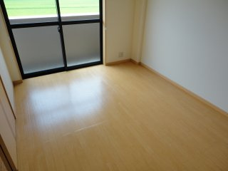 ファームタウン桜の内装|洋室