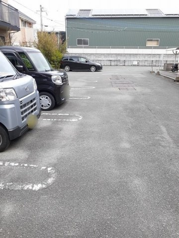 エアリーヴィラ参番館の駐車場|駐車スペースもあります