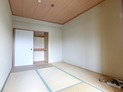 【寝室】 | デイグラン茨木