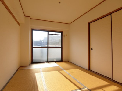 【寝室】 | グランドール山口