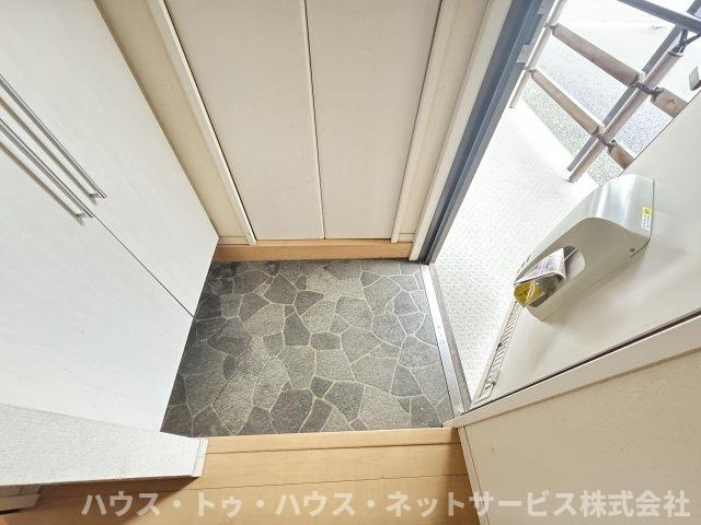 カトルセゾン　Ａの玄関