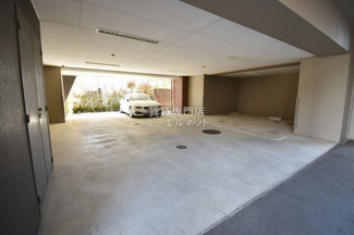 【駐車場】 | 敷地内駐車場