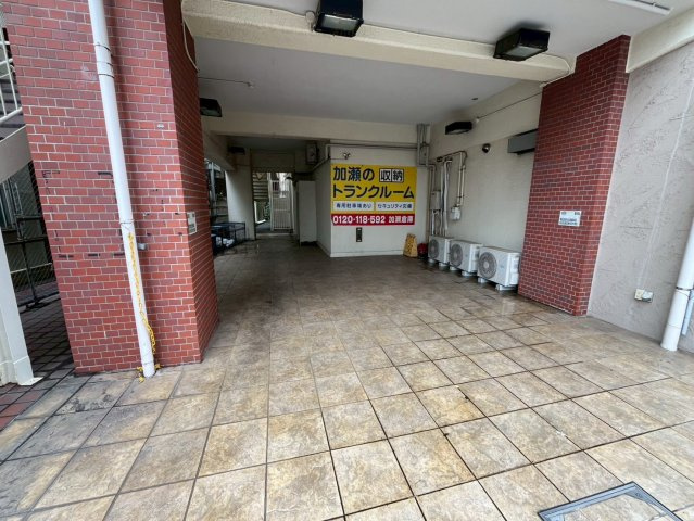 ジュウェル常盤平のエントランス