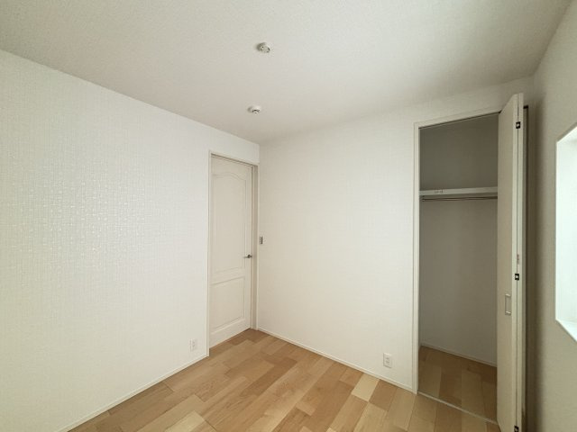 広島市安佐南区高取北１丁目の中古一戸建の洋室