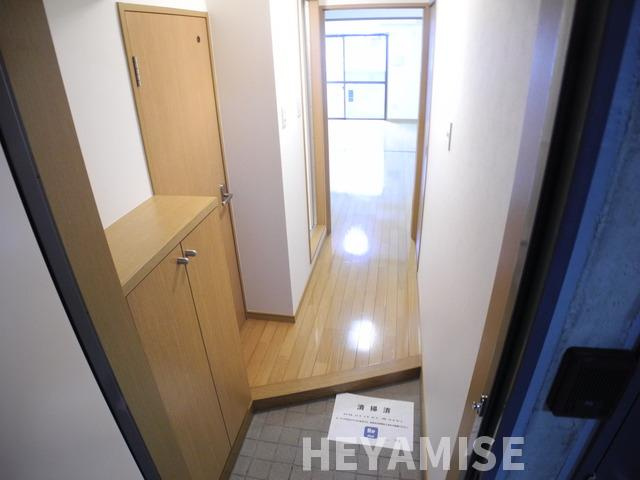 ネクスト鍛冶屋町の玄関