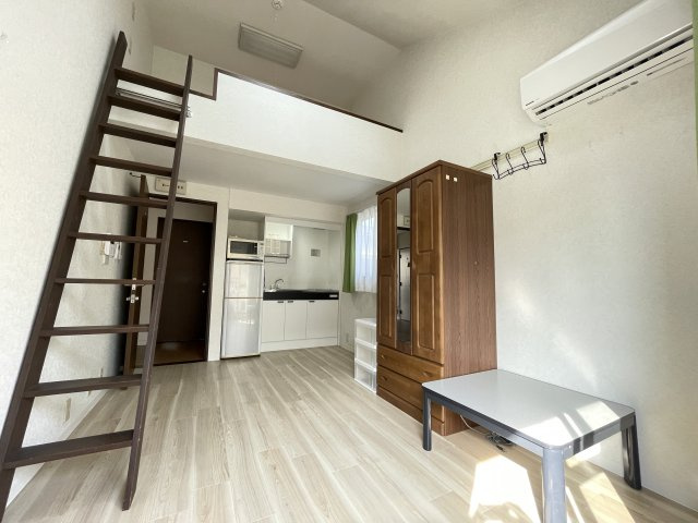 ルシェール・シェトワの洋室|現在入居中のお部屋の為、別のお部屋の写真です。