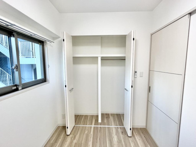 【洋室】 | サンセール豊崎