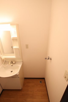 【設備】 | ビューテラスさやま | 室内洗濯機置き場