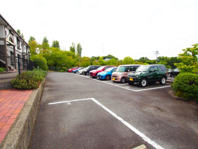 【駐車場】 | ビューテラスさやま