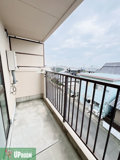 ルミエールFのバルコニー