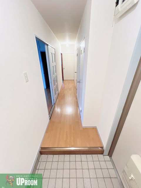 ルミエールFの玄関