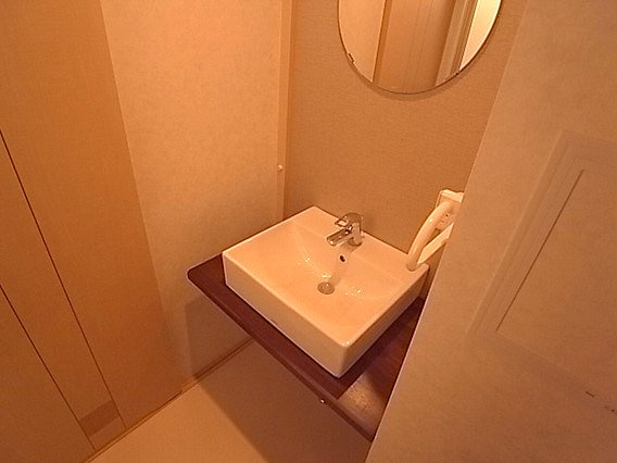 ウィンテージ神戸元町の洗面所