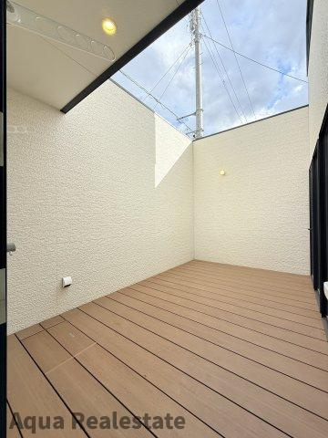 丸亀市飯野町西分　未入居モデルハウスのバルコニー|外からの目が気にならないバルコニーで洗濯物が干せます