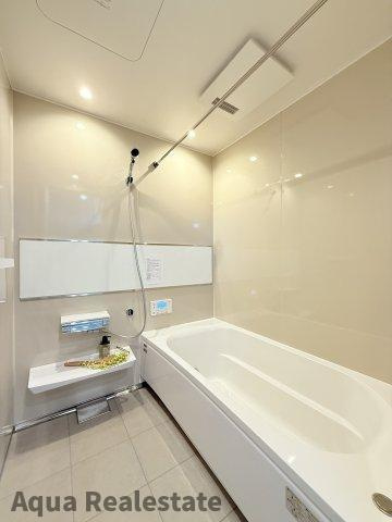 丸亀市飯野町西分　未入居モデルハウスの浴室|ゆったり過ごせるお風呂です