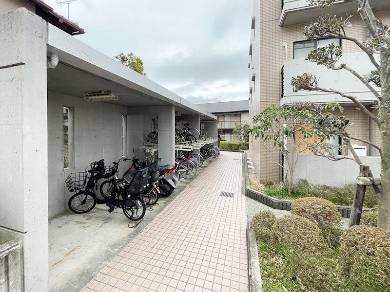 カルムエール乾のその他共用部分|駐輪場です