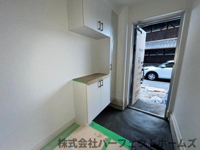 ユウトシタウン池之宮の玄関|きれいな玄関です